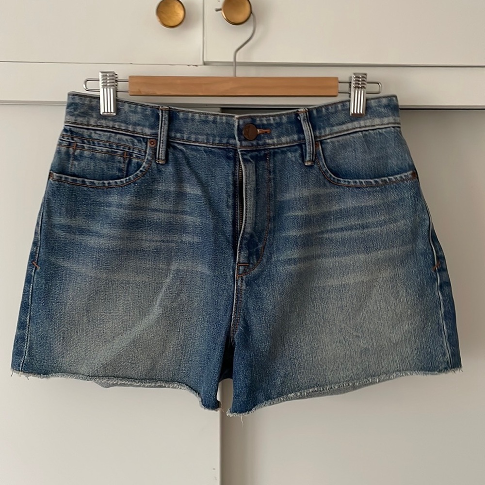 Lou & Grey mid/high rise jean shorts